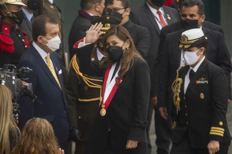 Renuncia Primera Ministra De Perú Tras Disolución Del Congreso Punto