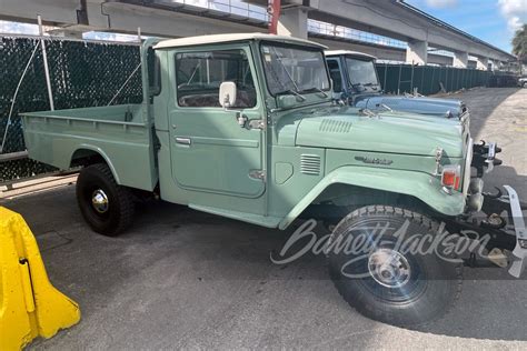 1981 Toyota Land Cruiser Hj47 Pickup