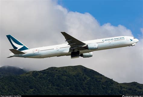 B HNW Cathay Pacific Boeing 777 31H Photo By Tse Wai Kit ID 1454007