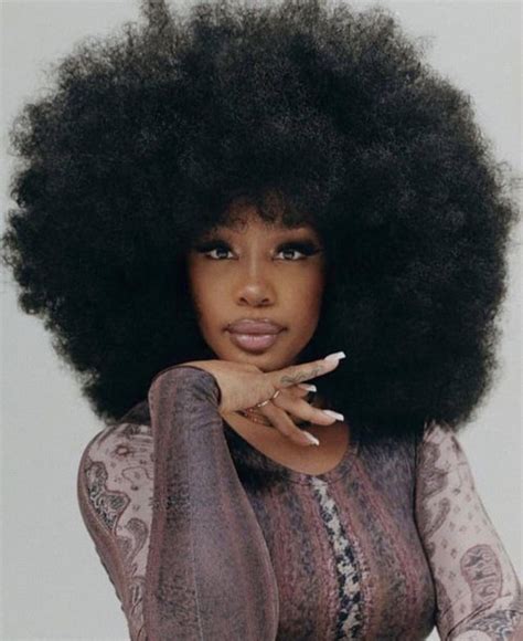 Is SZA a top 5 baddie right now? : r/theJoeBuddenPodcast