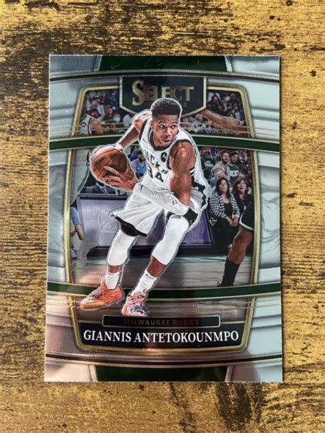 Giannis Antetokounmpo Concourse Panini Select Pallacanestro N