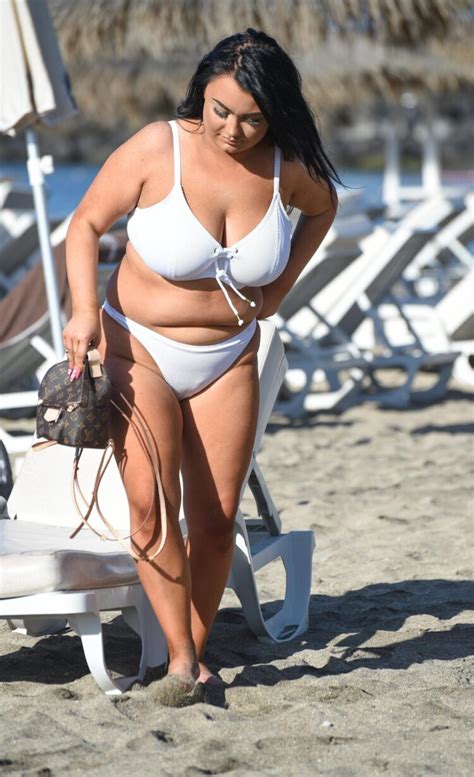 Hot Sexy Faith Prince Bikini Pics