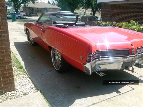 1968 Buick Lesabre Convertible With Custom Wheels
