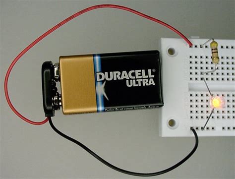 Simple Circuit With Led
