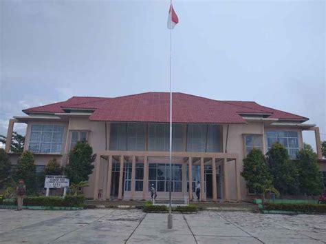 Dulu Gedung Termegah Sekarang Kantor Camat Moro Jadi Bangunan