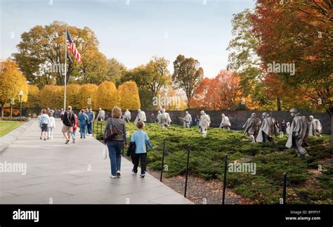 Visitors To The Korean War Veterans Memorial Washington Dc Usa Stock