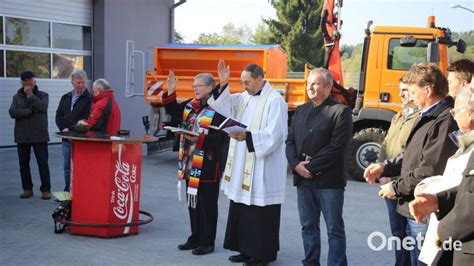 Segen F R Neuen Bauhof Er Ffnung Nach Drei Jahren Bauzeit Onetz