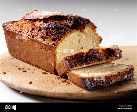 Vegetarian Madeira Cake Loaf Hi Res Stock Photography And Images Alamy