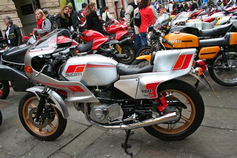 1982 Ducati 600 TL Pantah Moto ZombDrive