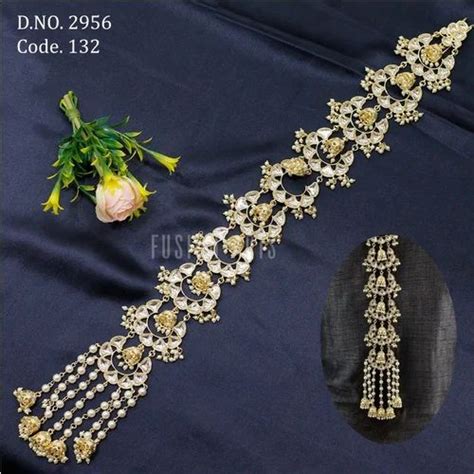 Casual Wear Golden Fusion Arts Brass Metal Traditional Kundan Choti At