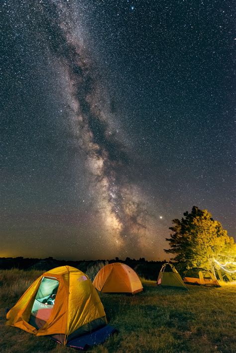 Interesting Photo of the Day: Camping Under the Milky Way – Seriously ...