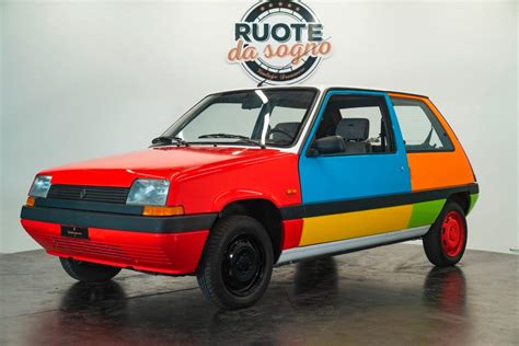 Photo Retour Sur La Renault Super Ettore Sottsass L Une Des Huit