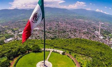 Artistas de la Feria de la Bandera Iguala 2023 Maravillas en México