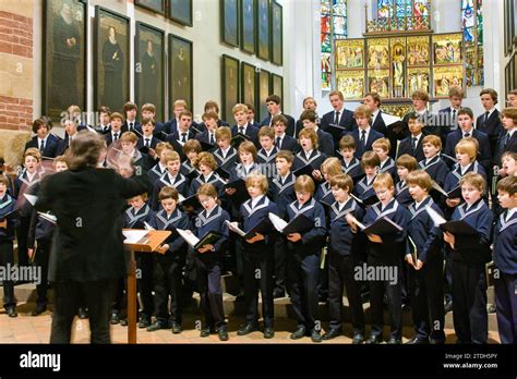 St Thomas Choir Stock Photo Alamy