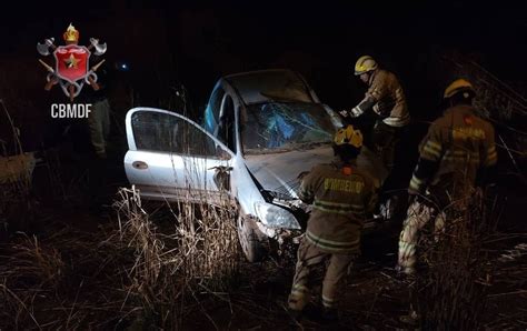 Acidente Deixa Uma Pessoa Morta E Outra Ferida Em Brazl Ndia Metr Poles