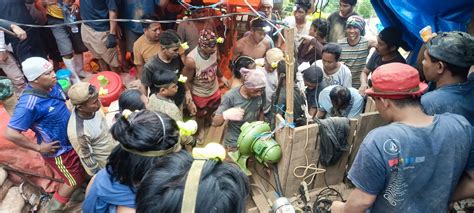 Lolos Dari Maut Penambang Tertimbun Longsor Di Tambang Suwawa Berhasil