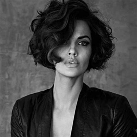 30 Stylish And Glamorous Curly Bob Hairstyle For Women Hottest Haircuts