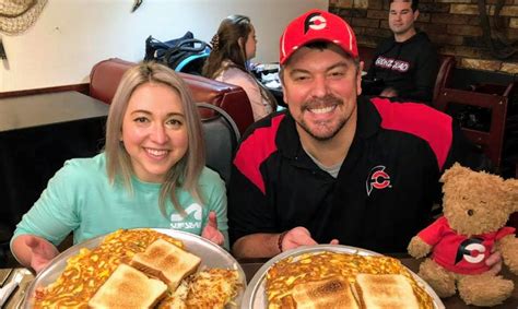 Youtube Competitive Eater Randy Santel Visits Vero Beach Treasure