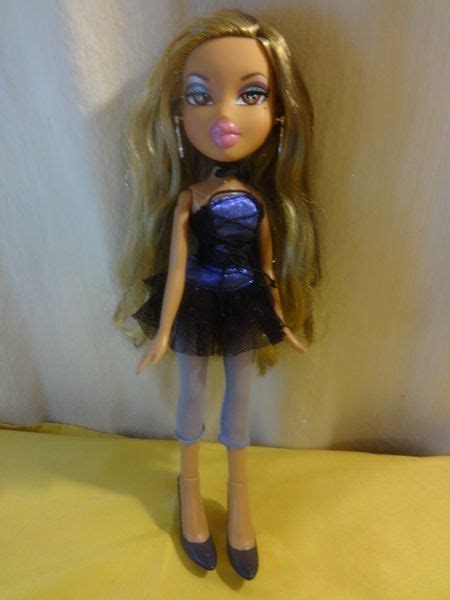 Bratz Brunette Yasmin Doll Purple And Black Dress Brunette Yasmin