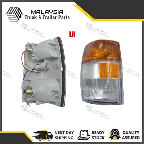 Isuzu Nhr Npr Nkr Mtb Hicom Elf Corner Signal Lamp Angle