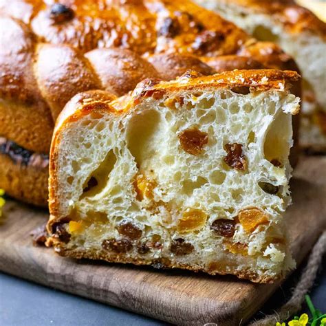 Sourdough Hot Cross Buns Step By Step Recipe Somebody Feed Seb