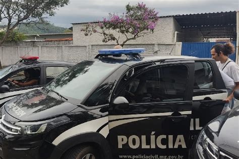 Homem é preso em flagrante por agredir a própria mãe em JF Zona da