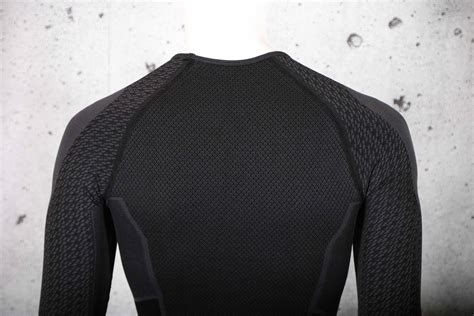 Review GripGrab Expert 2 Thermal Seamless Long Sleeve Base Layer Road Cc