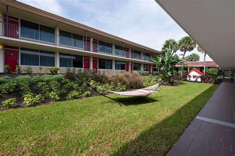 °HOTEL RAMADA BY WYNDHAM KISSIMMEE GATEWAY - FREE THEME PARK SHUTTLE ...