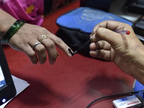 Ec Asks Govt To Ensure Indelible Ink At Banks Doesnt Affect Polling