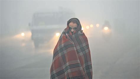 Cold Wave Prevails In North India Imd Issues Red Alert For Fog