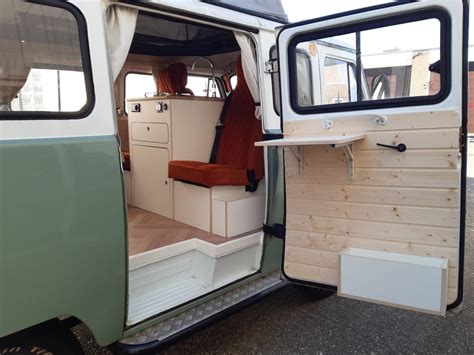 Pin Van Vysochynskyi Oleksandr Op 4x4 Camper Interieur Camper Interieur