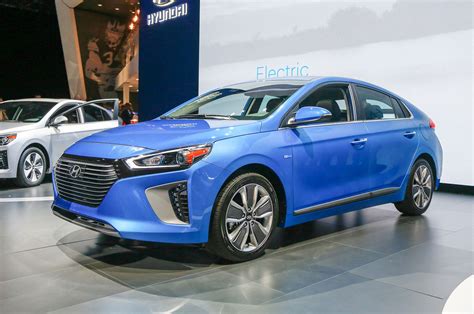 An In Depth Look At The Hyundai Ioniq Hybrid Plug In And