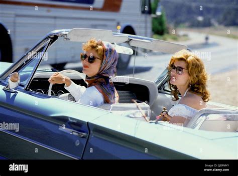 Thelma and louise car hi-res stock photography and images - Alamy