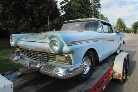 5000 Retractable 1957 Ford Fairlane 500 Skyliner