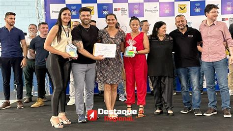 Cajamar entrega certificados do Programa Prospera Família