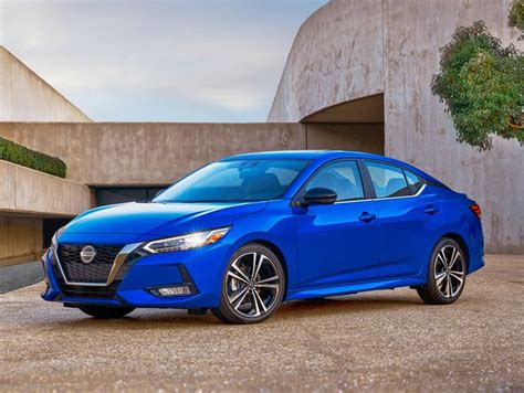 2022 Nissan Sentra Review, Pricing, and Specs
