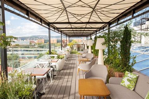 The Sky Garden Rooftop Terrace Budapest Men Precios Y Restaurante