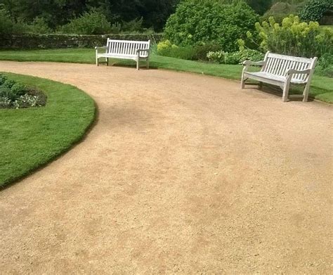 Self Binding Gravel Surfaces For Driveways And Footpaths Dcm Surfaces