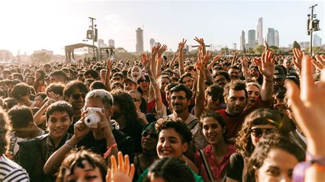 The Cure Y Blur Ser An Los Headliners De La Segunda Edici N Del