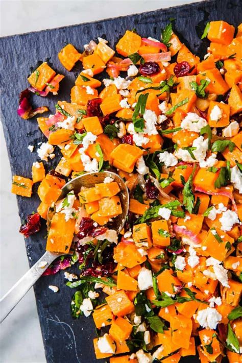 50 Easy Salads For Thanksgiving Dinner Habitat For Mom