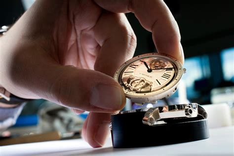 Наручные часы Cartier (Картье)
