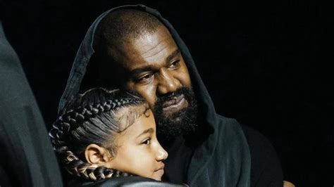 Filha Mais Velha De Kim Kardashian E Kanye West Anuncia Primeiro Lbum