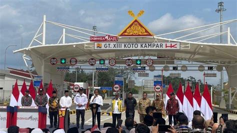 Jokowi Resmikan Tol Pekanbaru Padang Seksi Bangkinang Koto Kampar