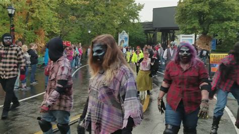 Uprising Parade Fright Fest Six Flags Great America 10 7 17 Youtube