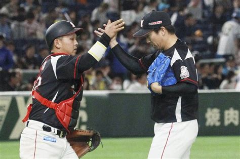 ロッテ井口監督「真っ直ぐが大事」。悩める益田直也に強気は戻るか。 プロ野球 Number Web ナンバー