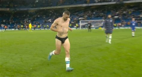 Video Mateo Kovacic Does Almost Naked Run Across Pitch At Stamford