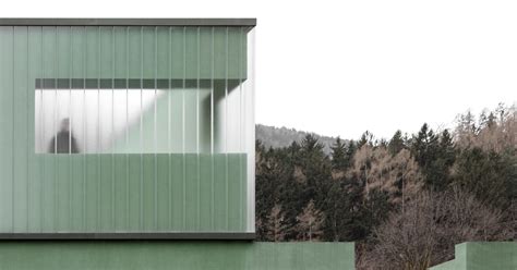 Recycled Green Glass Panels Encase This Italian Villa By Bergmeisterwolf