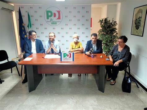 Politiche Pd Sicilia Lancia Candidati Barbagallo Tradimento Del M5s