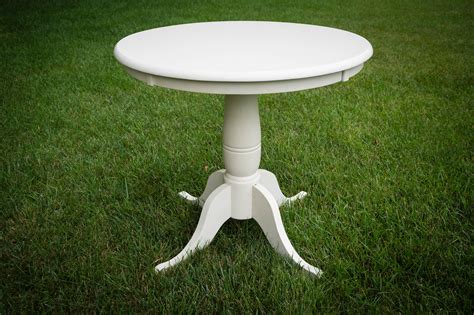 Ivory Pedastal Table Lodge And Loft