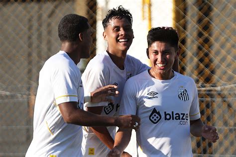 Hyan Comenta Bom Momento Do Sub 20 Santista E Projeta Semifinais